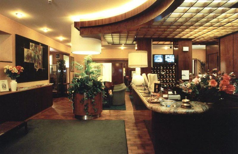 Jet Hotel, Sure Collection By Best Western