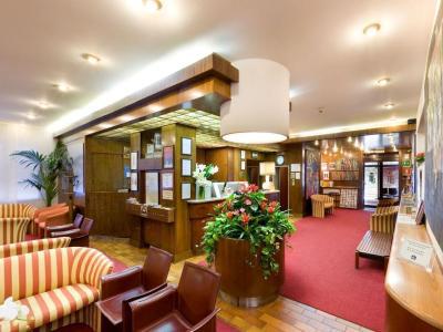 Jet Hotel, Sure Collection By Western Hotel 4*
