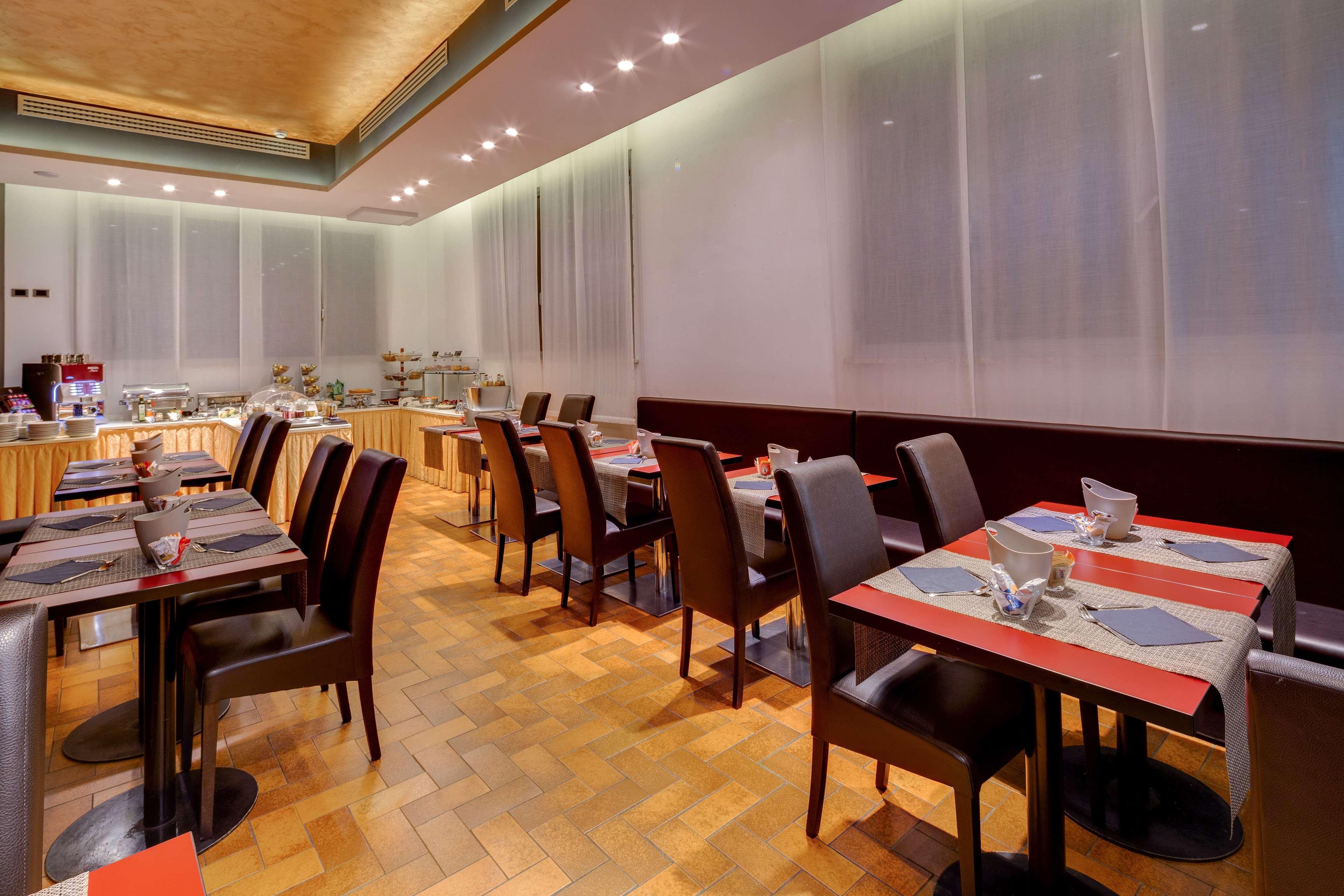 Jet Hotel, Sure Collection By Western 4*